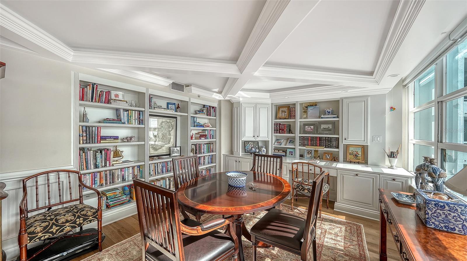 A4670319 Property Photo