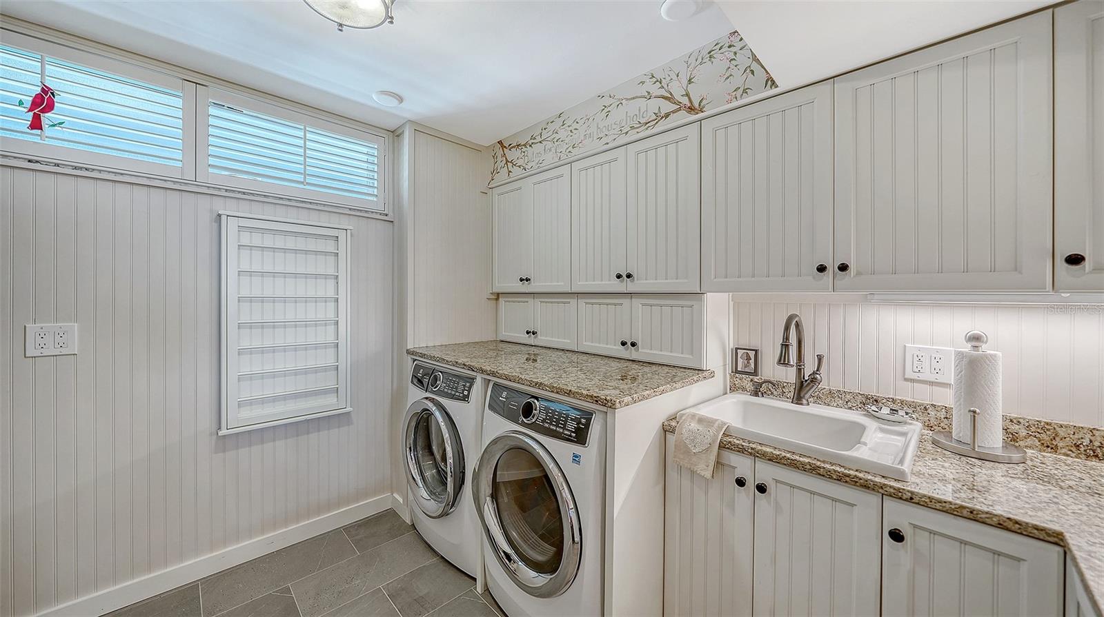 A4670319 Property Photo