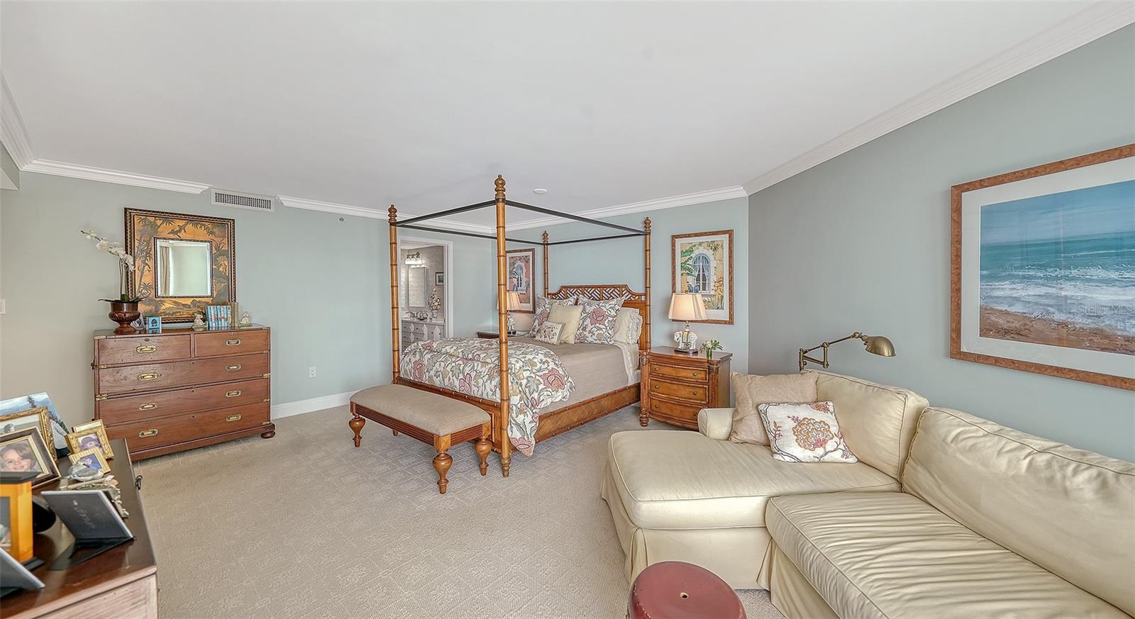 A4670319 Property Photo