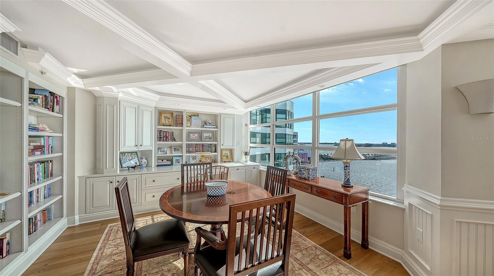 A4670319 Property Photo