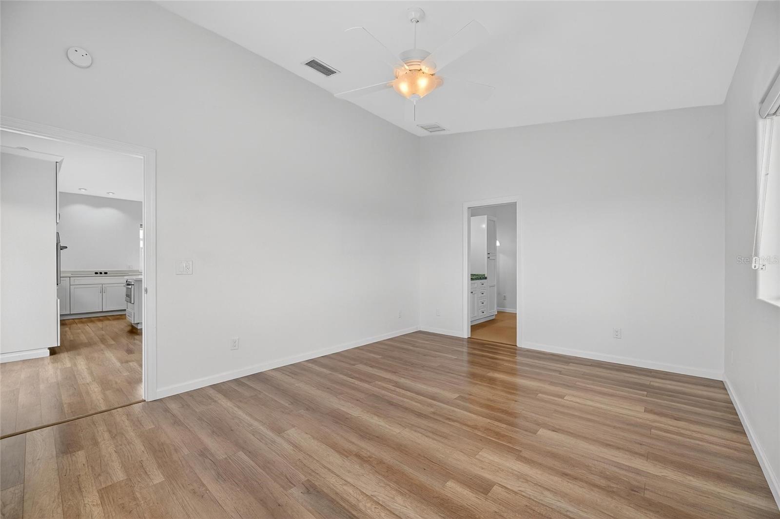 775 182ND AVE E, REDINGTON SHORES, FL, 33708