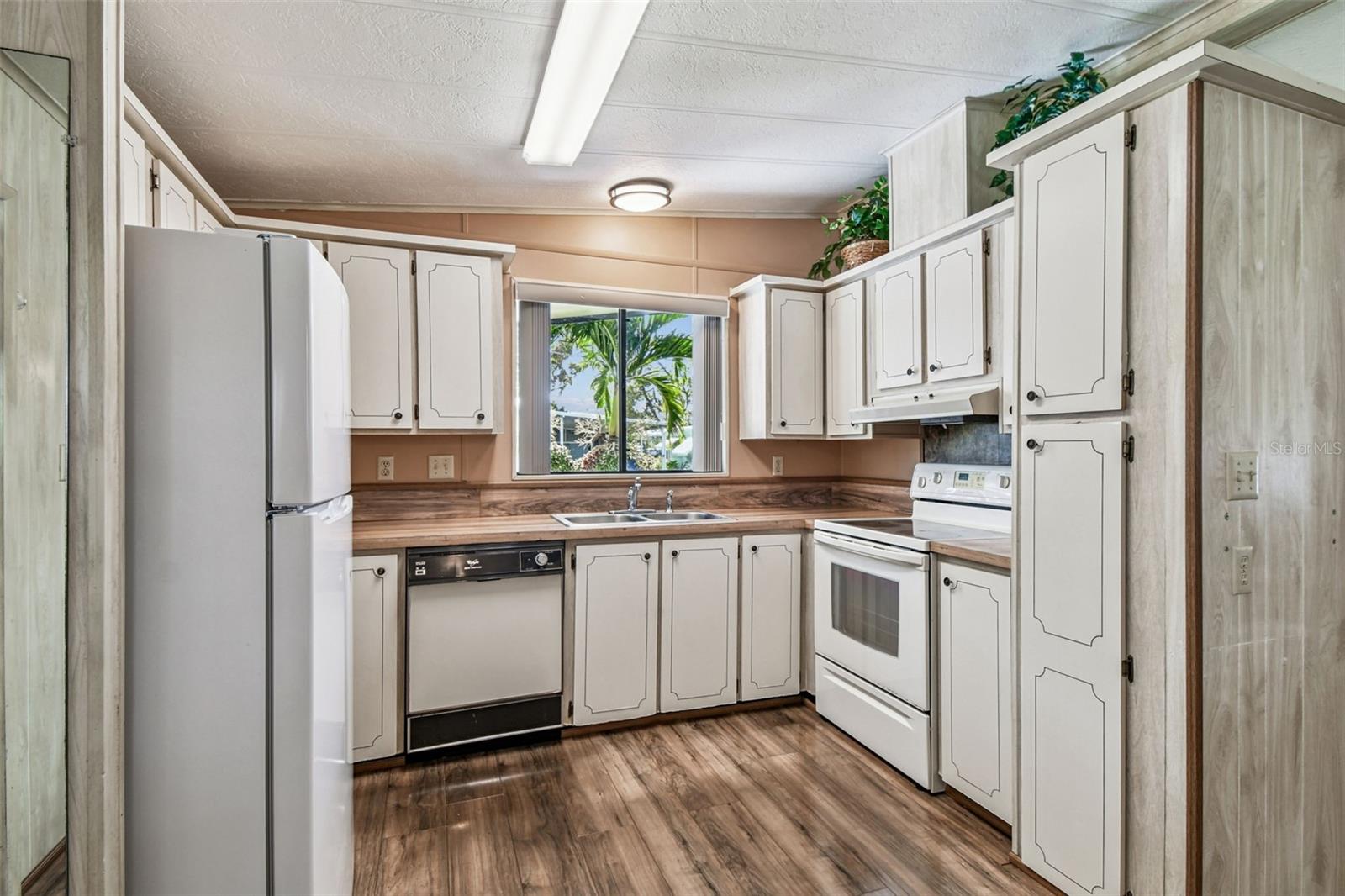 12501 ULMERTON RD #182, LARGO, FL, 33774