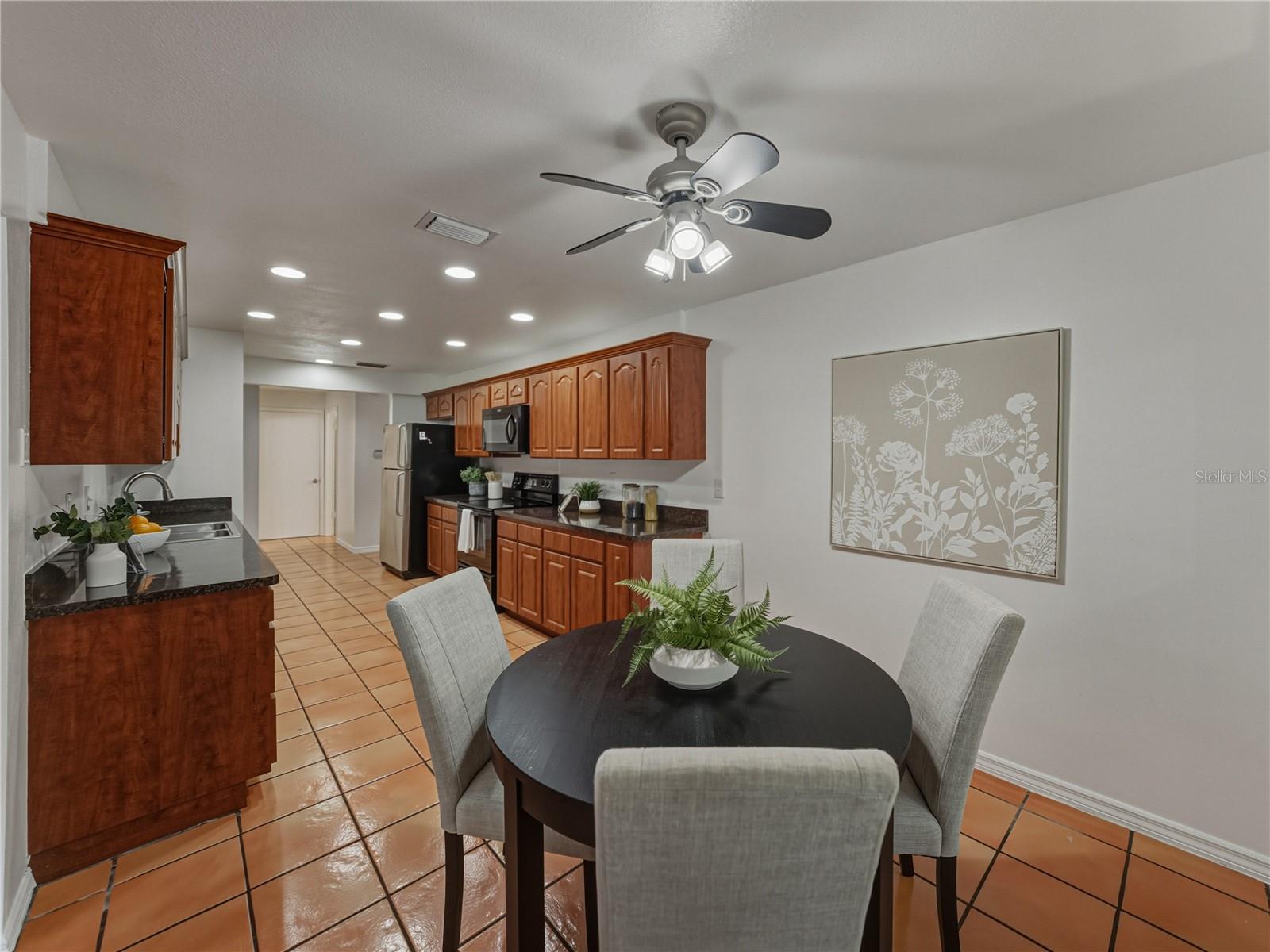 16404 ASHWOOD DR, TAMPA, FL, 33624