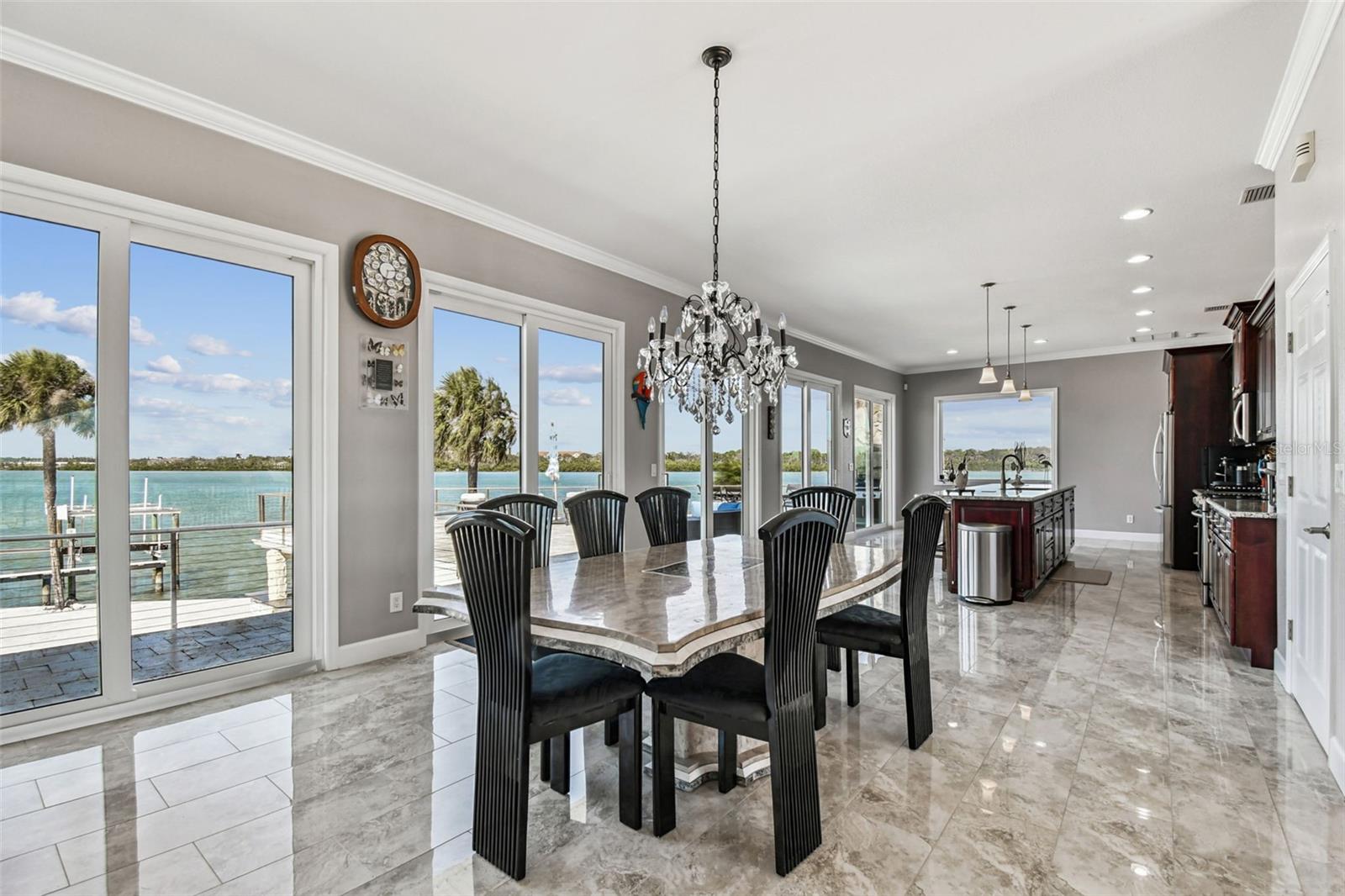 TB8443266 Property Photo