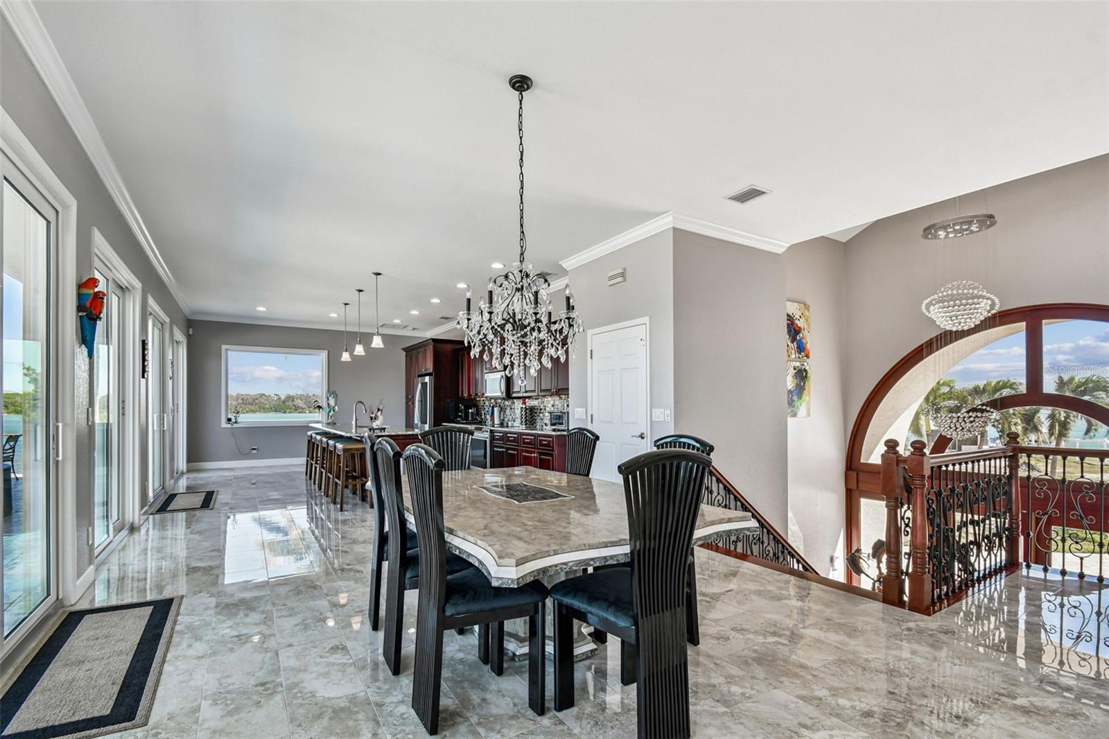 TB8443266 Property Photo