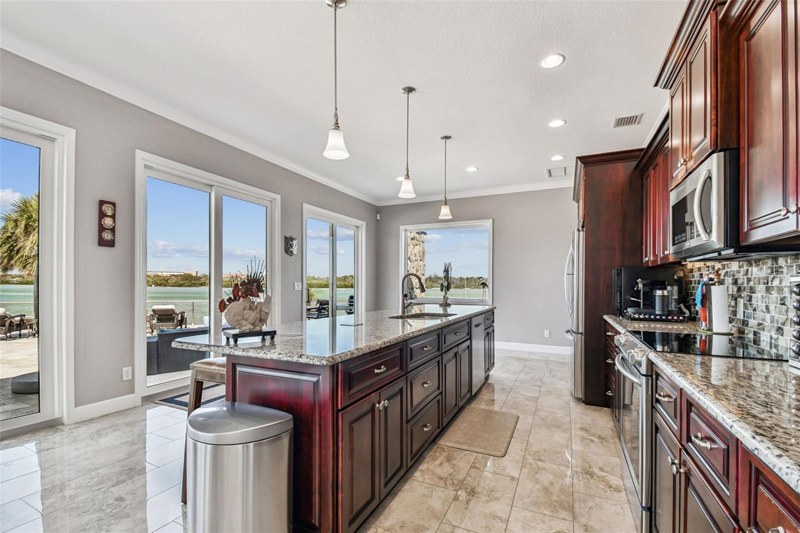 TB8443266 Property Photo