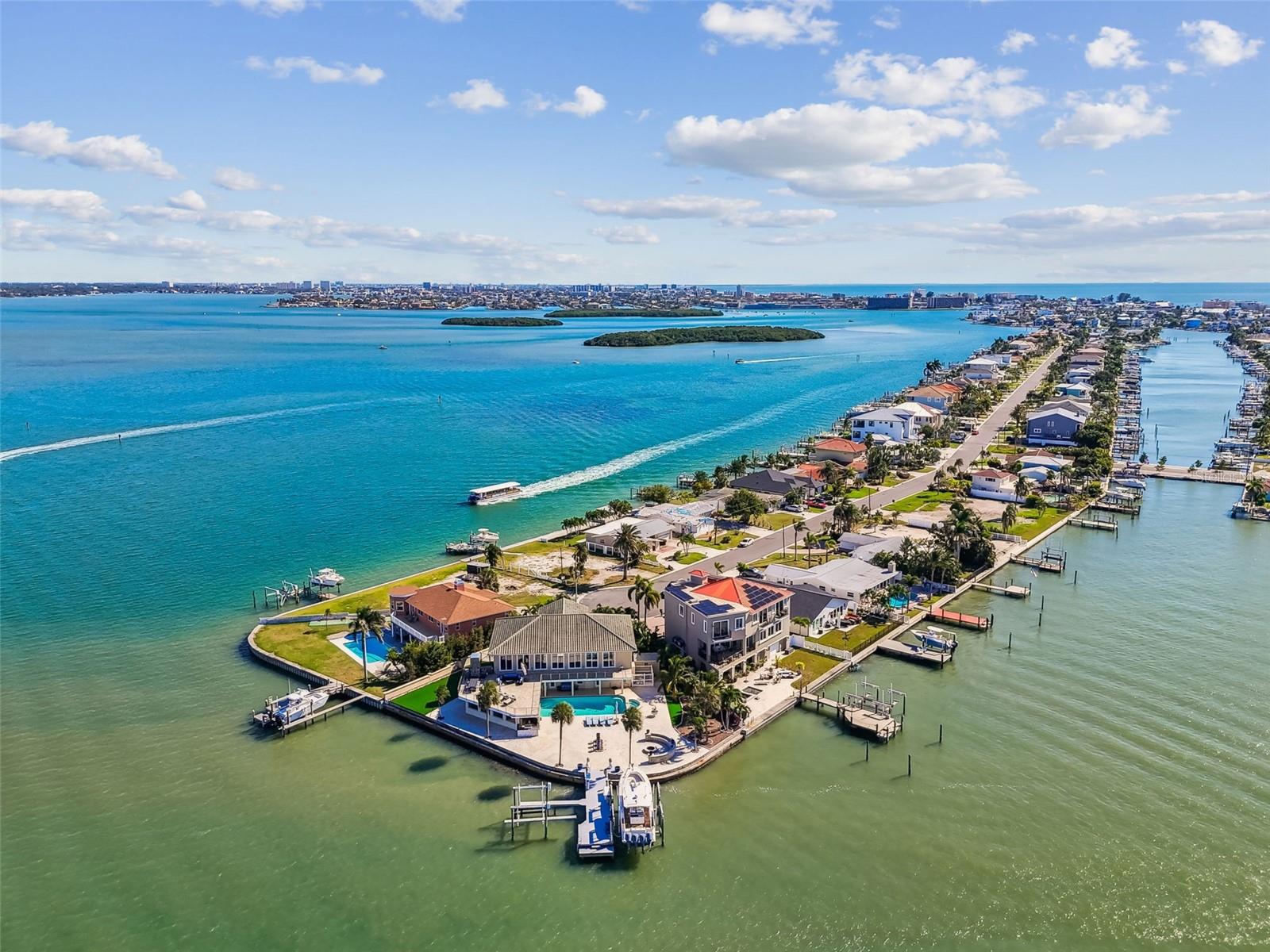 TB8443266 Property Photo