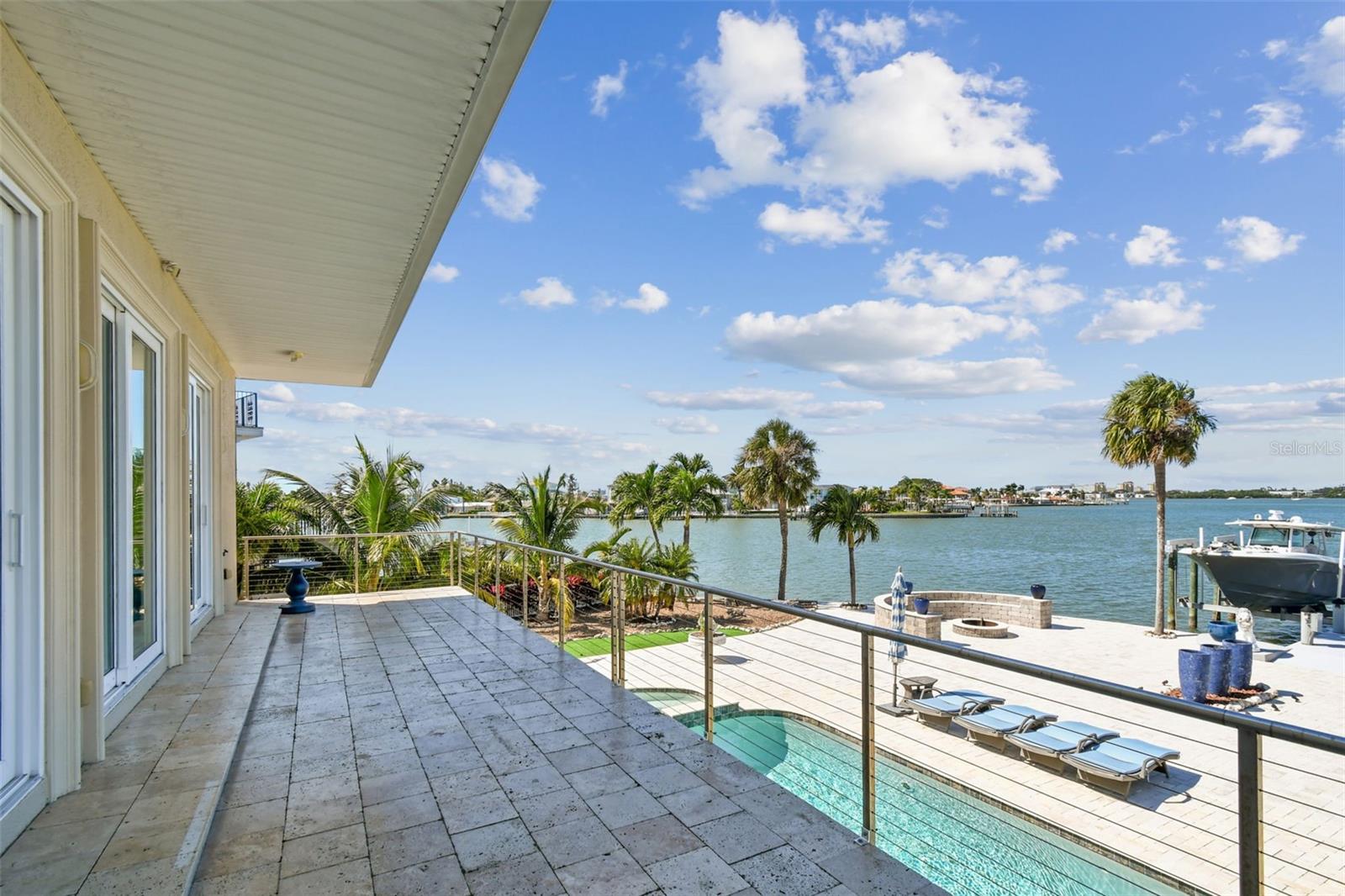 TB8443266 Property Photo