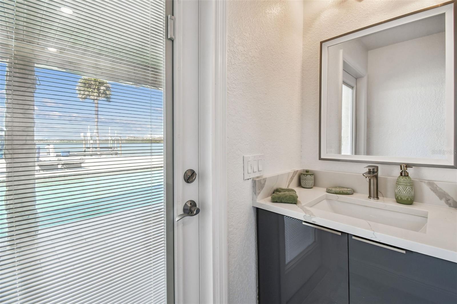 TB8443266 Property Photo