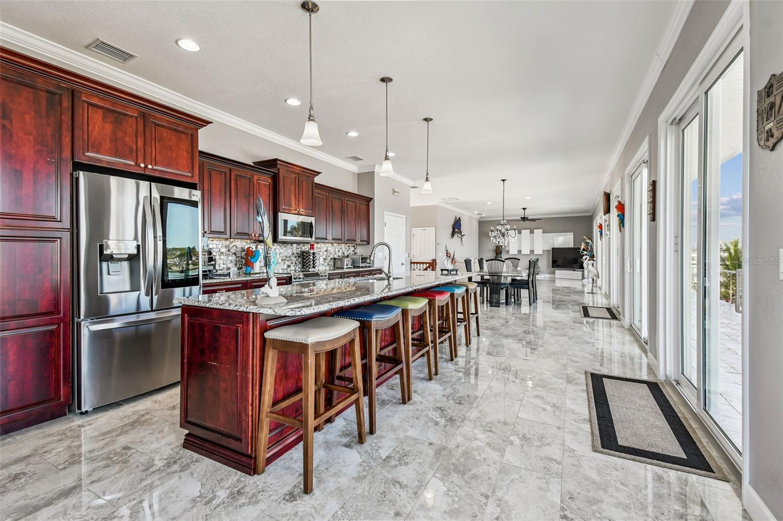 TB8443266 Property Photo