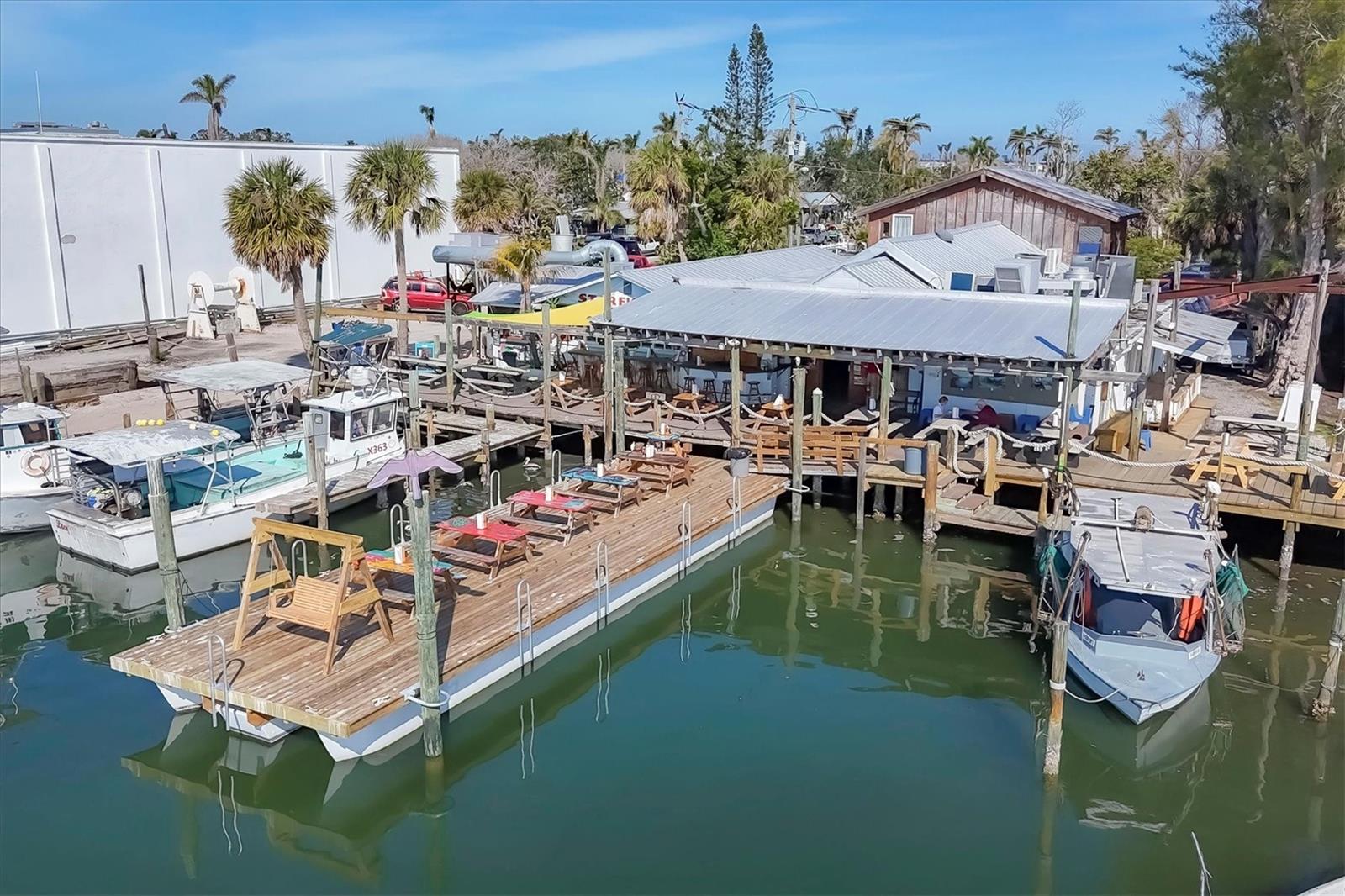 4515 MANGROVE POINT RD, BRADENTON, FL, 34210