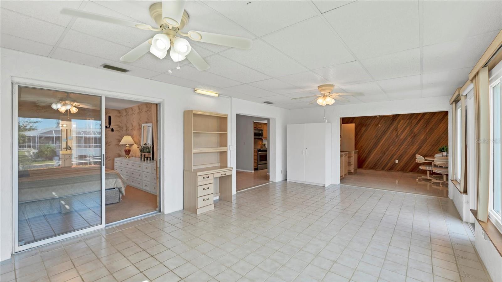 4515 MANGROVE POINT RD, BRADENTON, FL, 34210