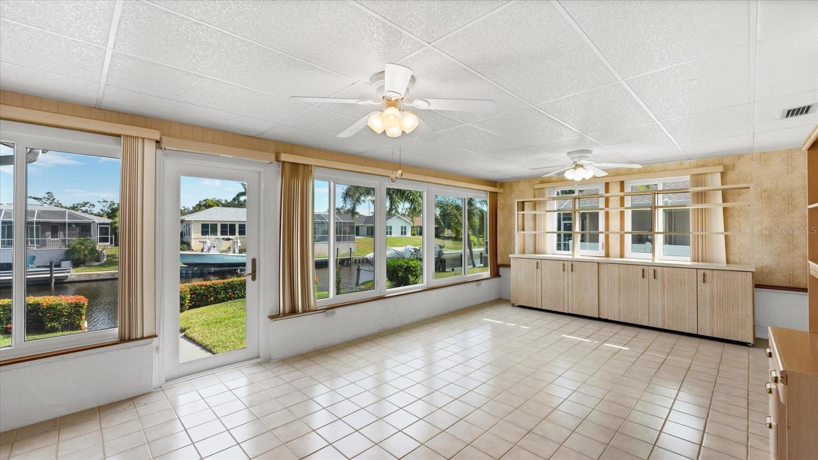 4515 MANGROVE POINT RD, BRADENTON, FL, 34210