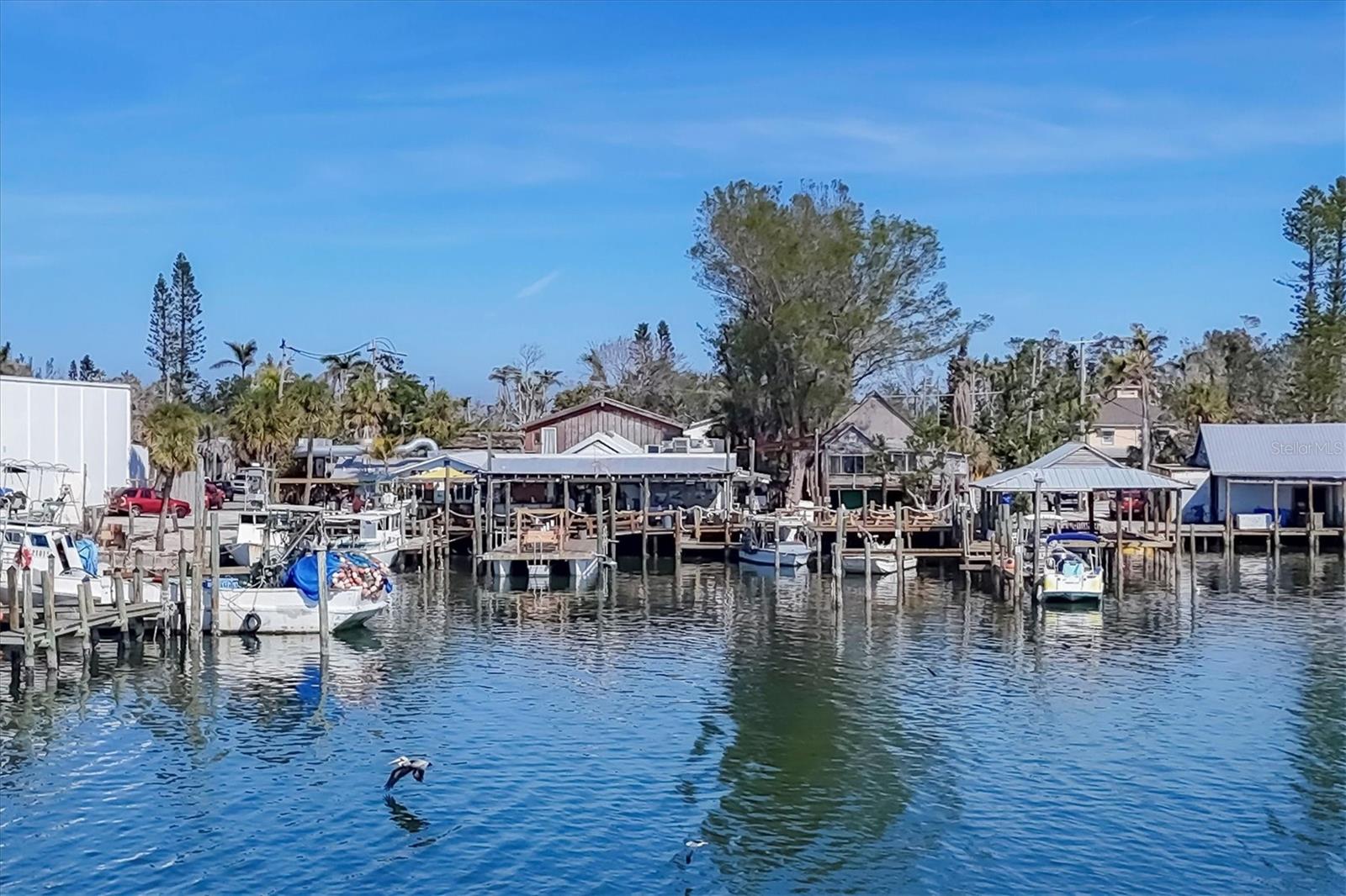 4515 MANGROVE POINT RD, BRADENTON, FL, 34210