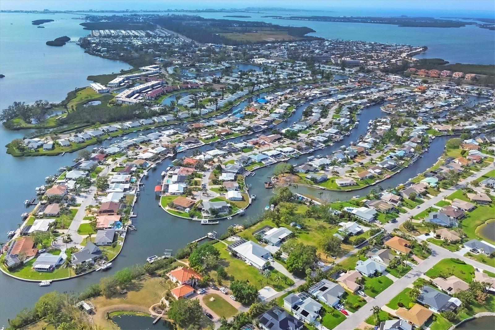 4515 MANGROVE POINT RD, BRADENTON, FL, 34210