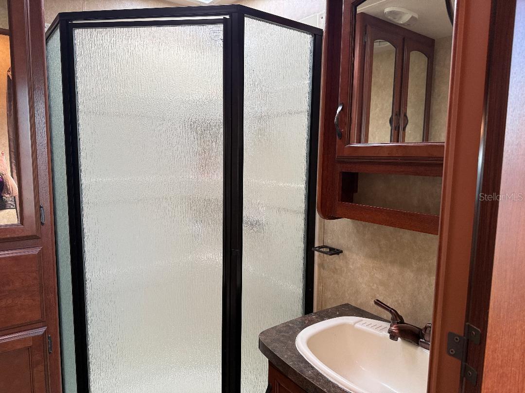 W7880329 Property Photo