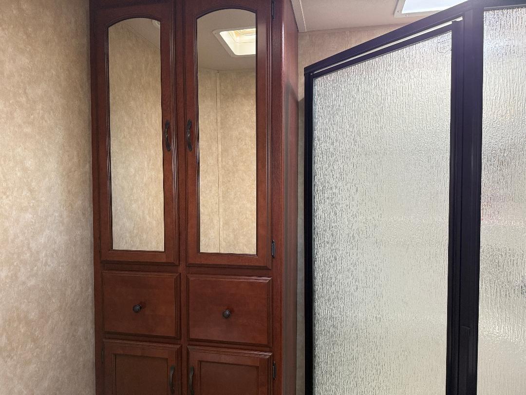 W7880329 Property Photo