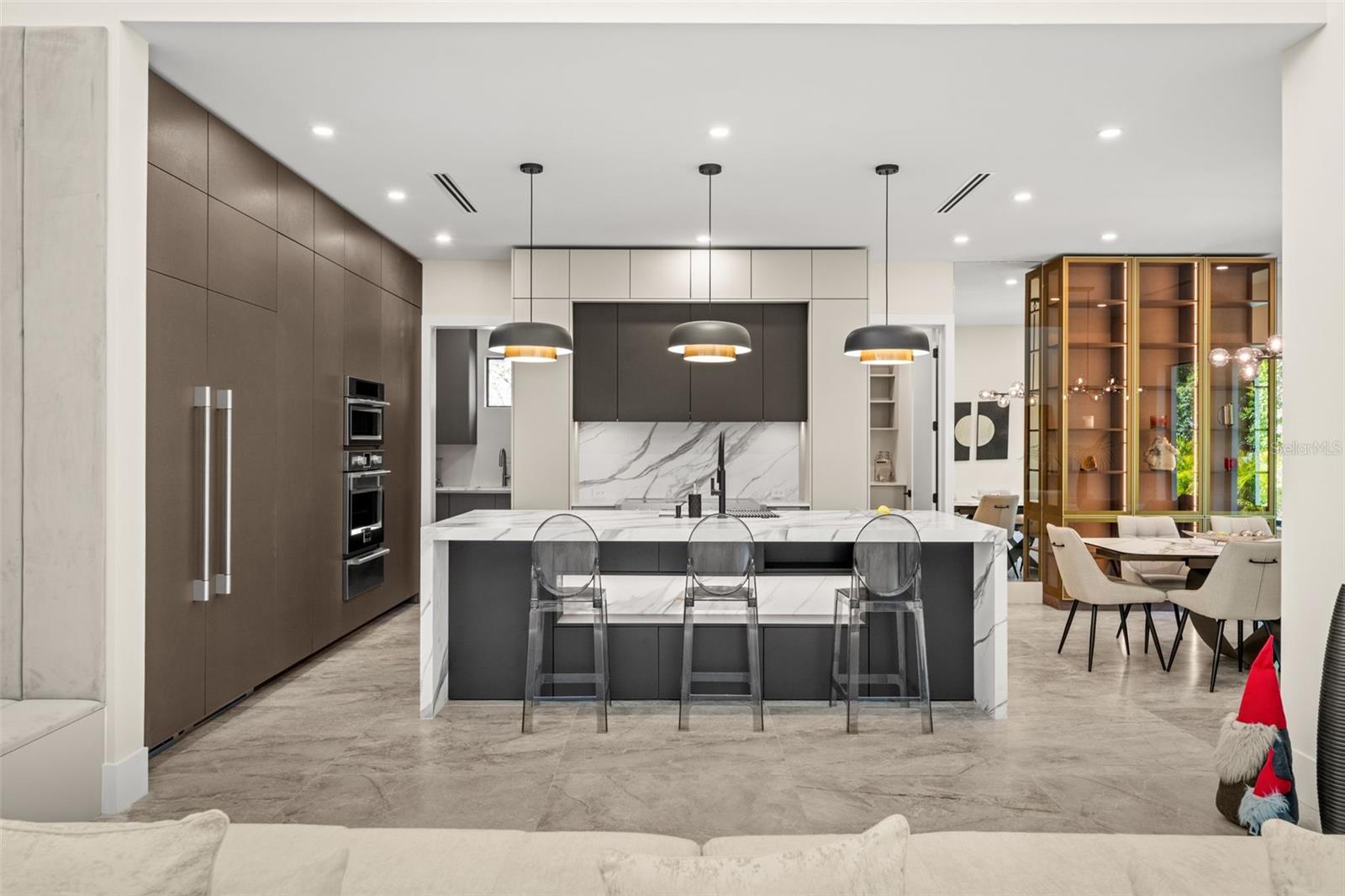 N6141220 Property Photo