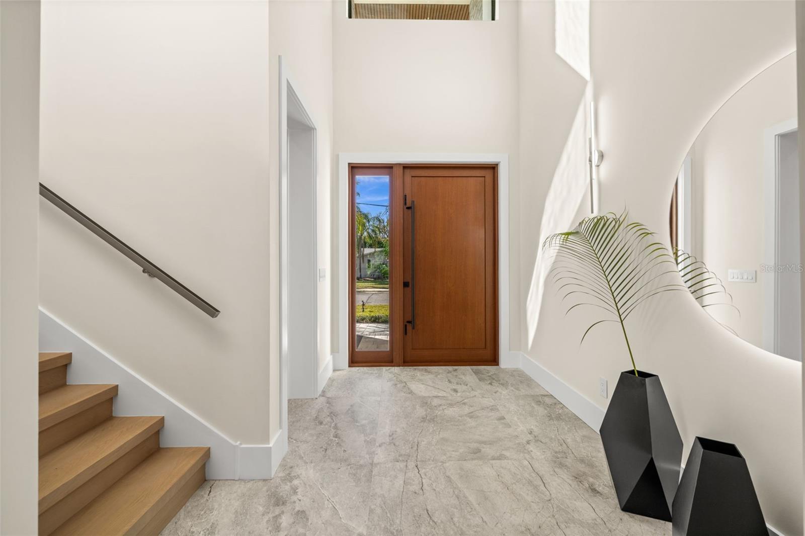 N6141220 Property Photo