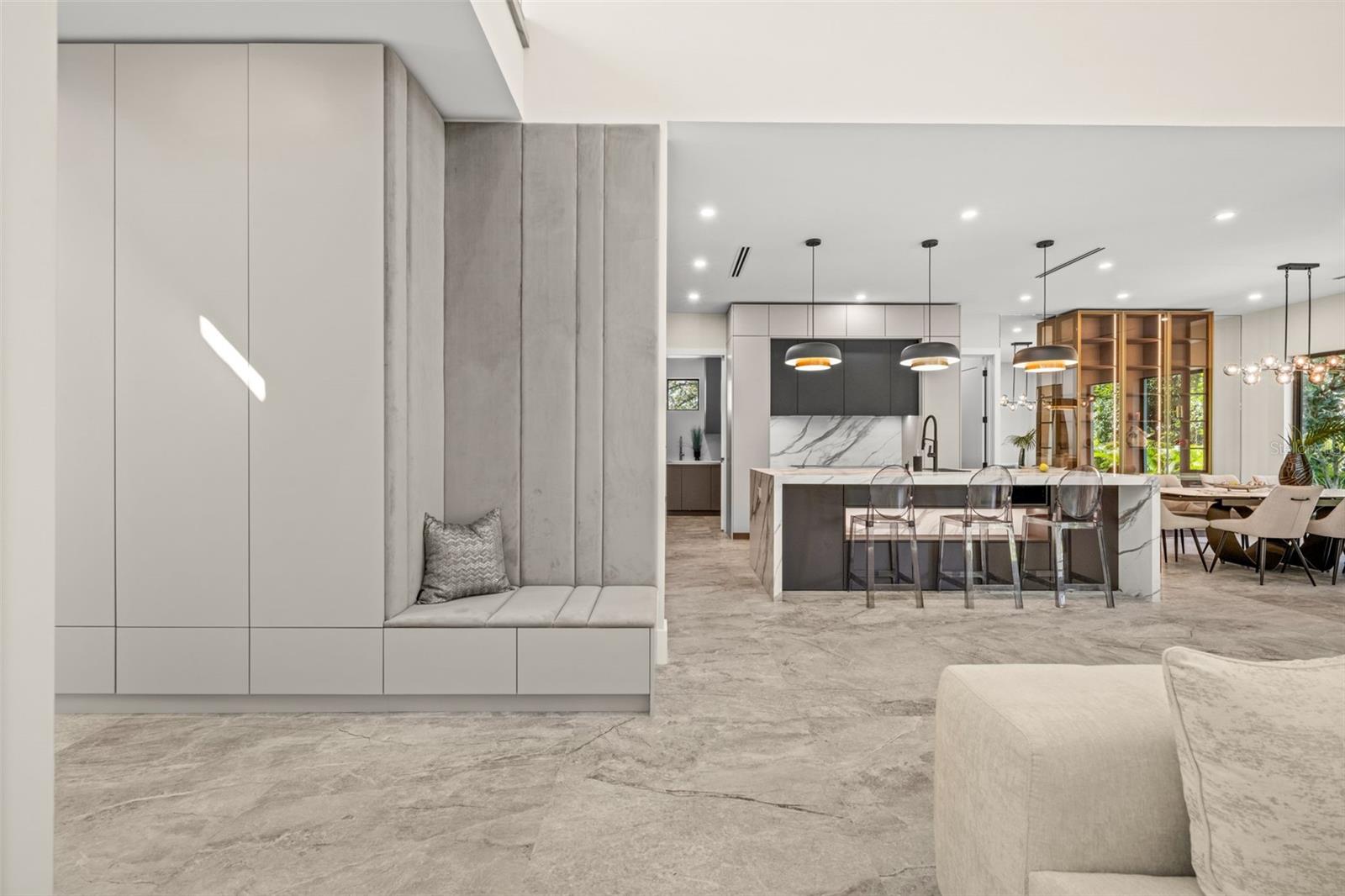 N6141220 Property Photo