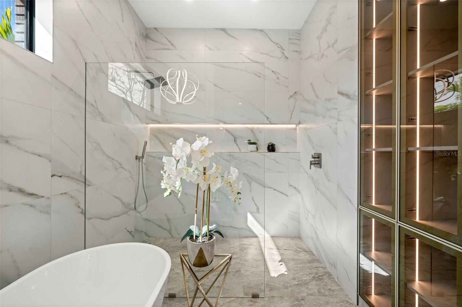 N6141220 Property Photo