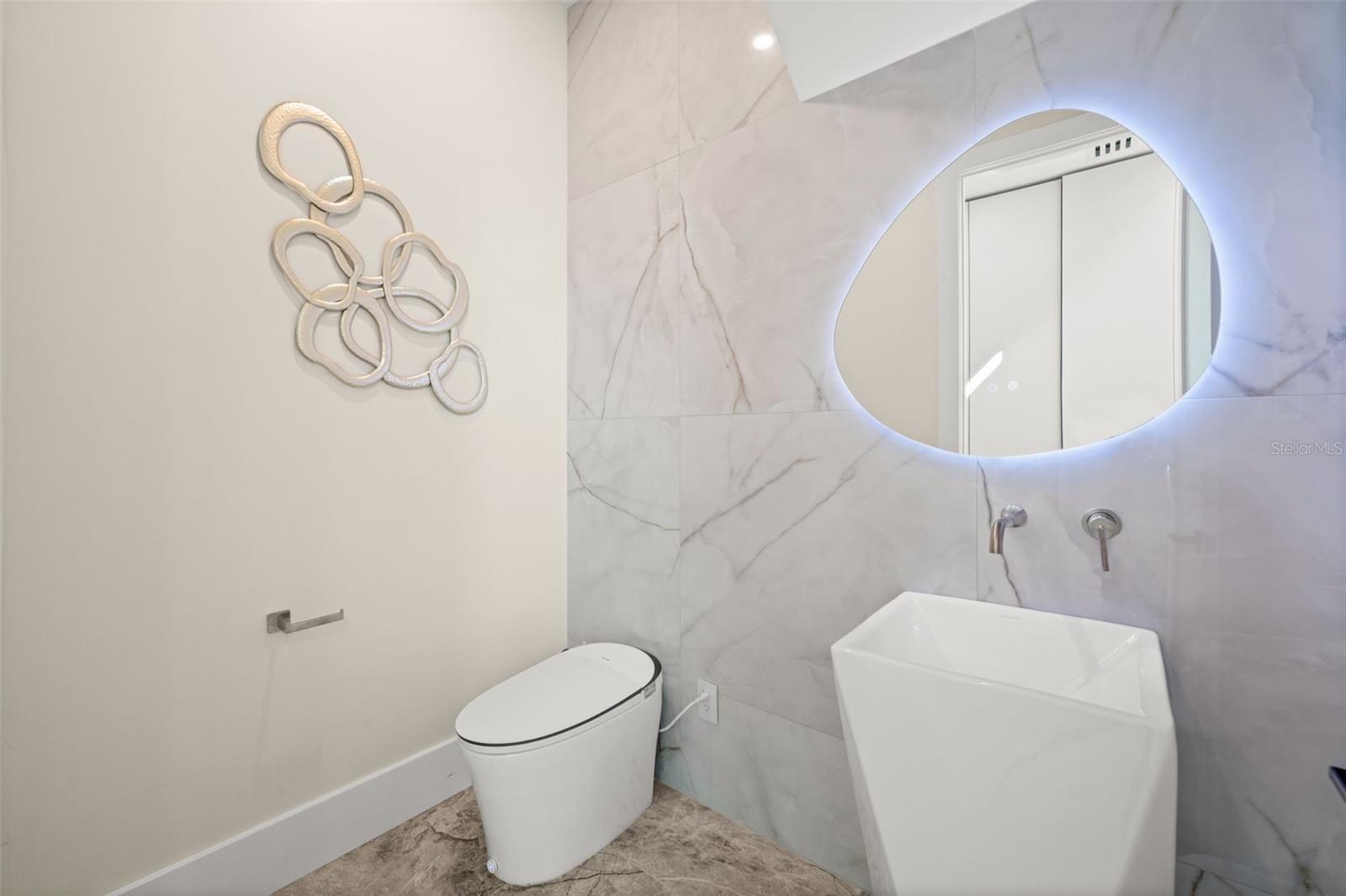 N6141220 Property Photo