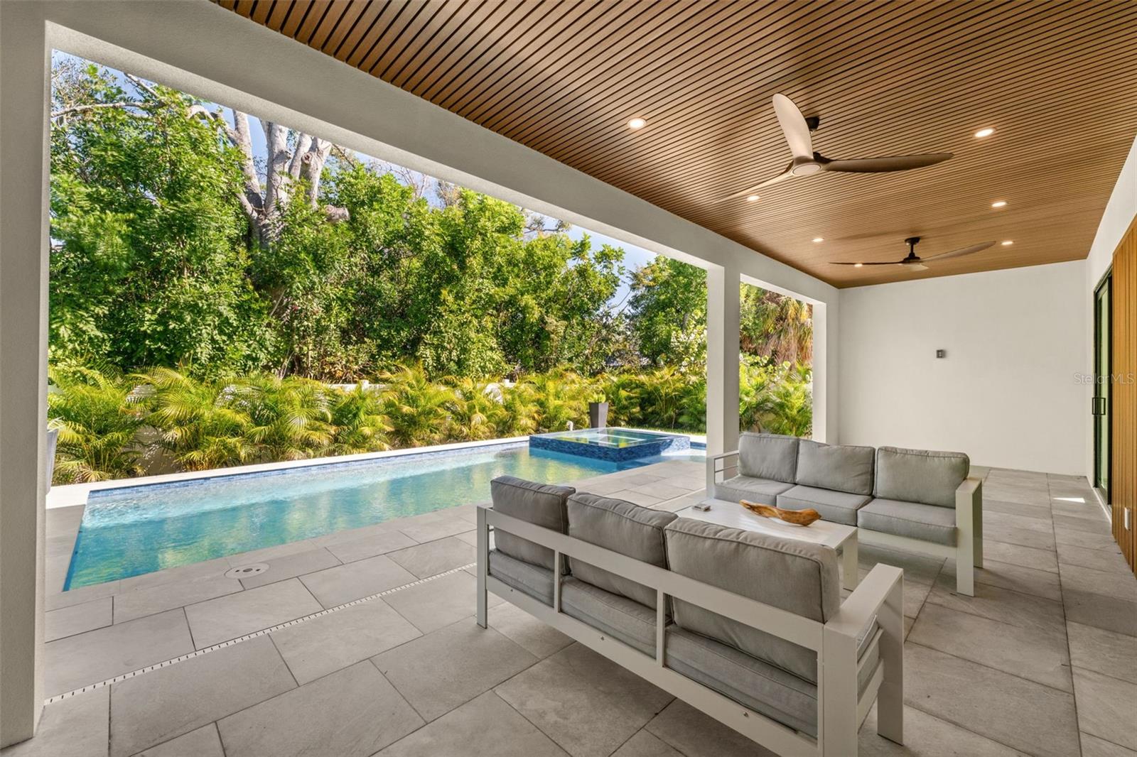 N6141220 Property Photo