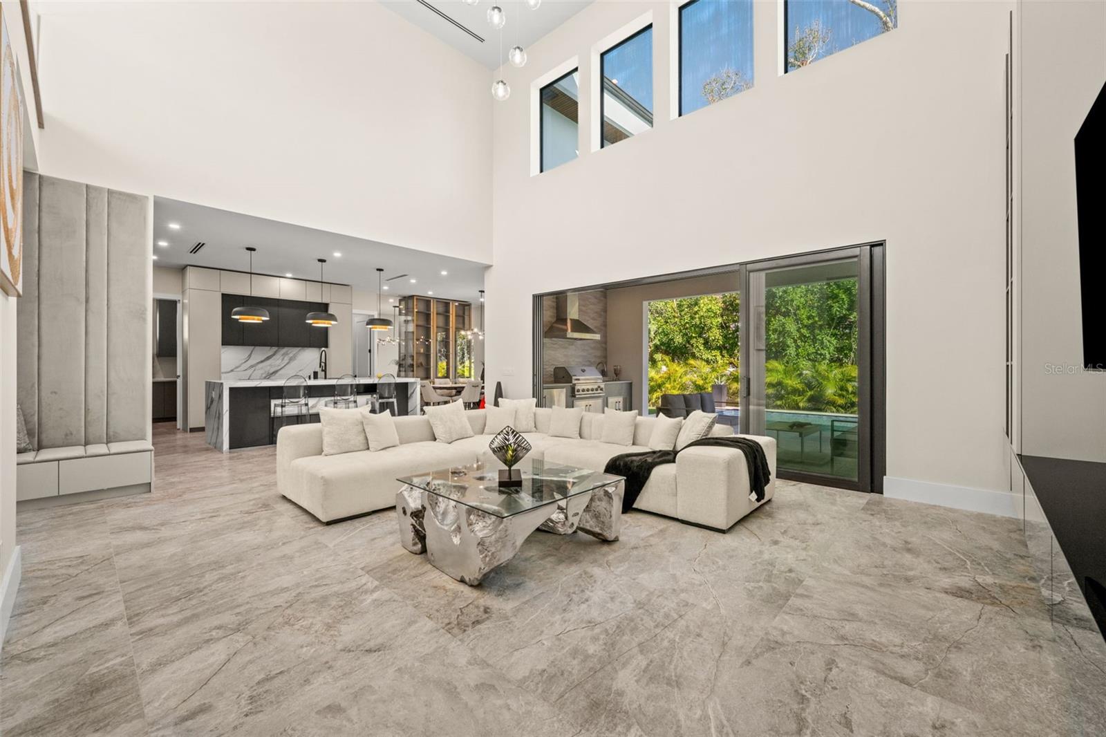 N6141220 Property Photo