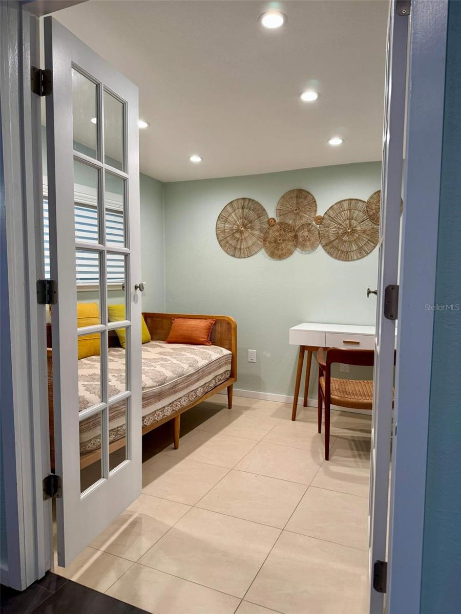 3012 GRAND VIEW AVE, CLEARWATER, FL, 33759