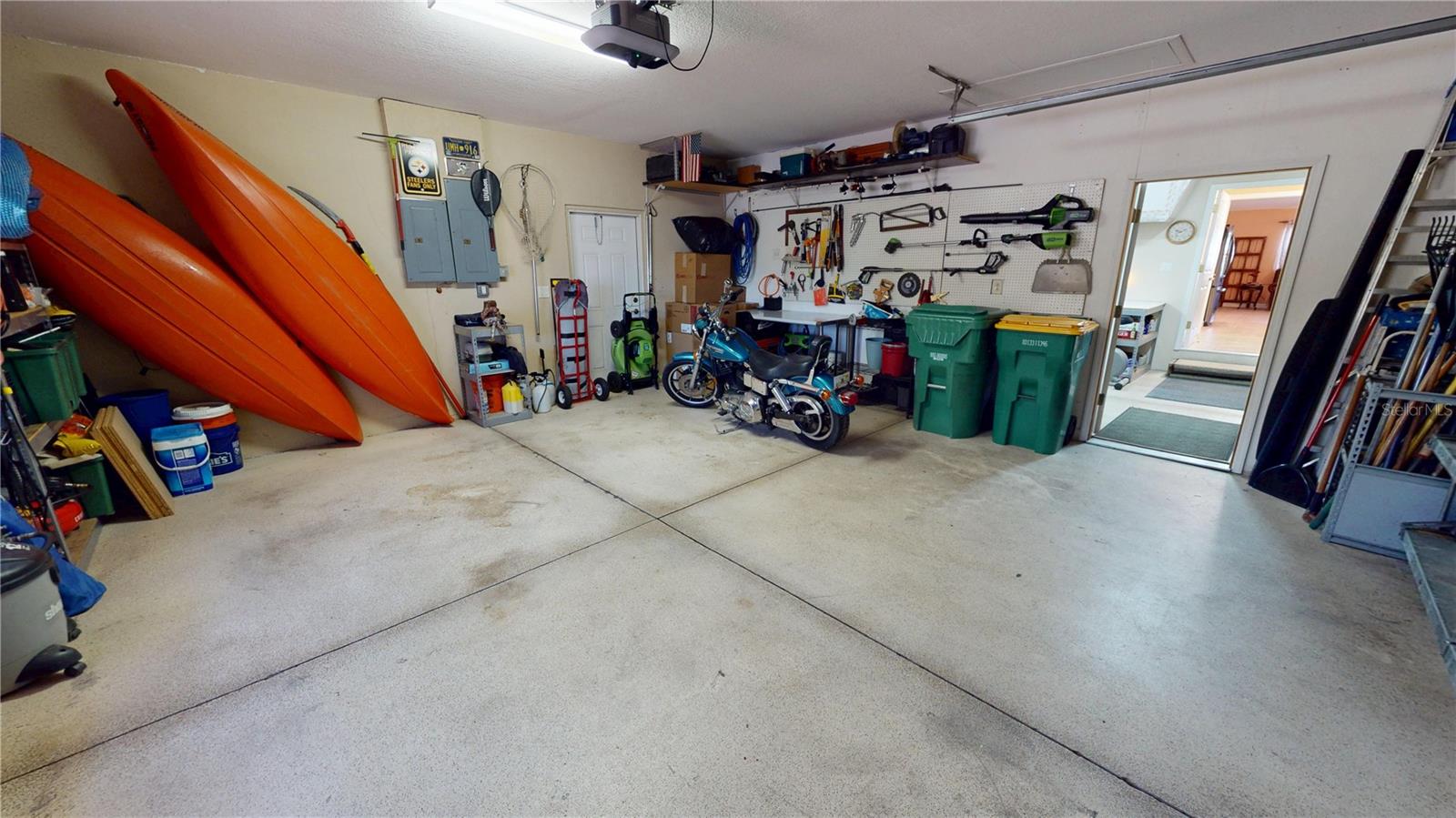 115 DUNN DR NE, PORT CHARLOTTE, FL, 33952