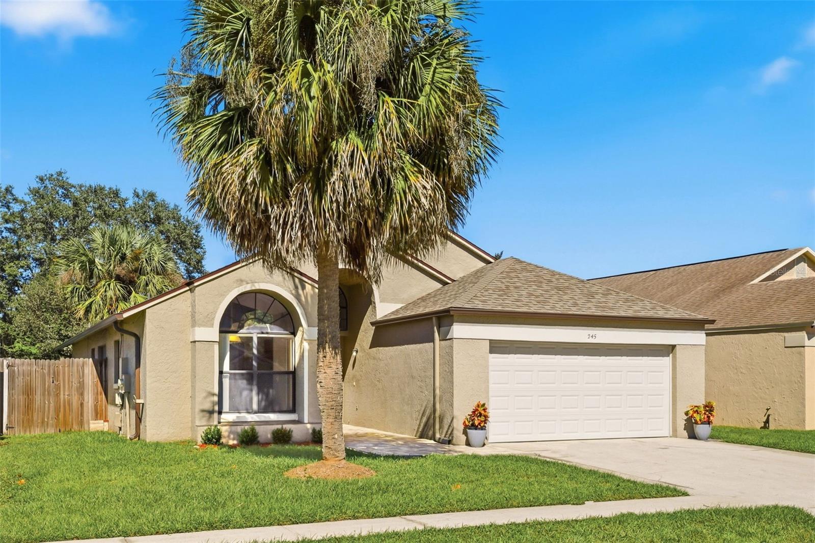 245 LAKEBREEZE CIR, LAKE MARY, FL, 32746
