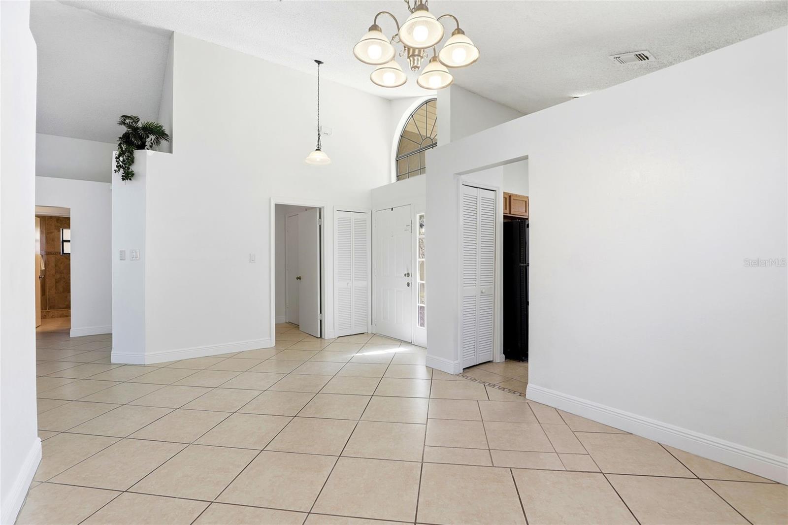 245 LAKEBREEZE CIR, LAKE MARY, FL, 32746