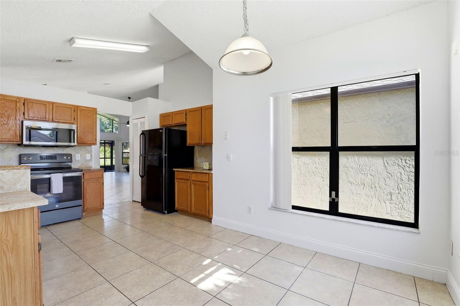 245 LAKEBREEZE CIR, LAKE MARY, FL, 32746