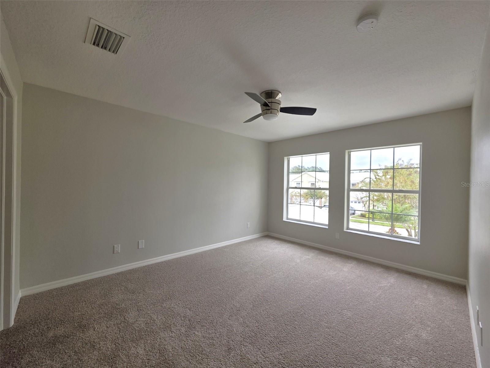 915 WOODBRIDGE CT, SAFETY HARBOR, FL, 34695