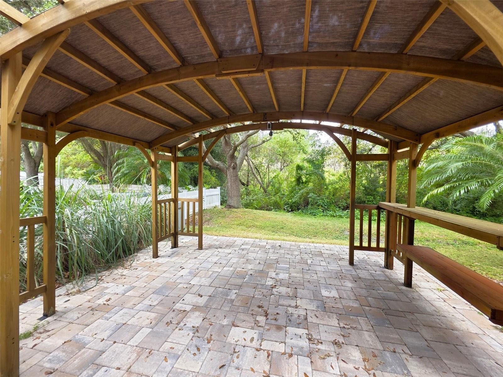 915 WOODBRIDGE CT, SAFETY HARBOR, FL, 34695