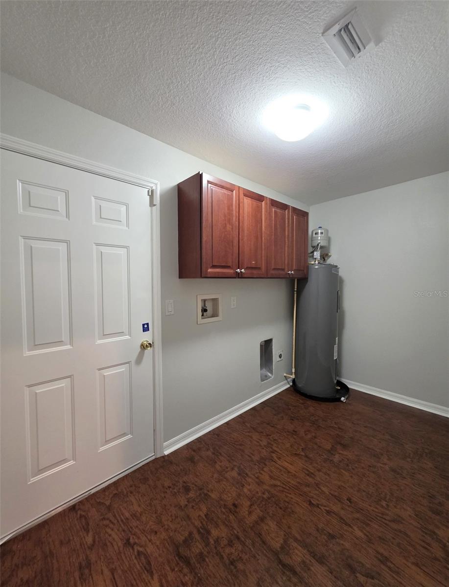 915 WOODBRIDGE CT, SAFETY HARBOR, FL, 34695