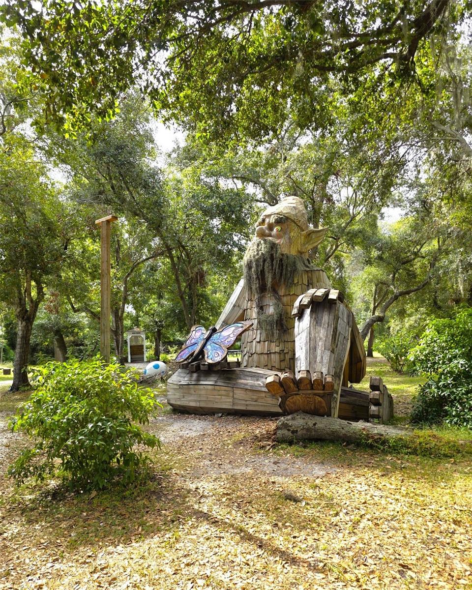 915 WOODBRIDGE CT, SAFETY HARBOR, FL, 34695