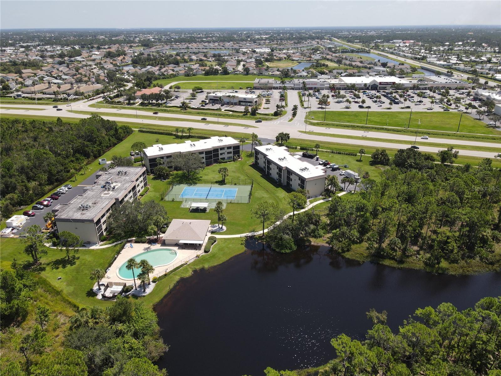 C7517056 Property Photo