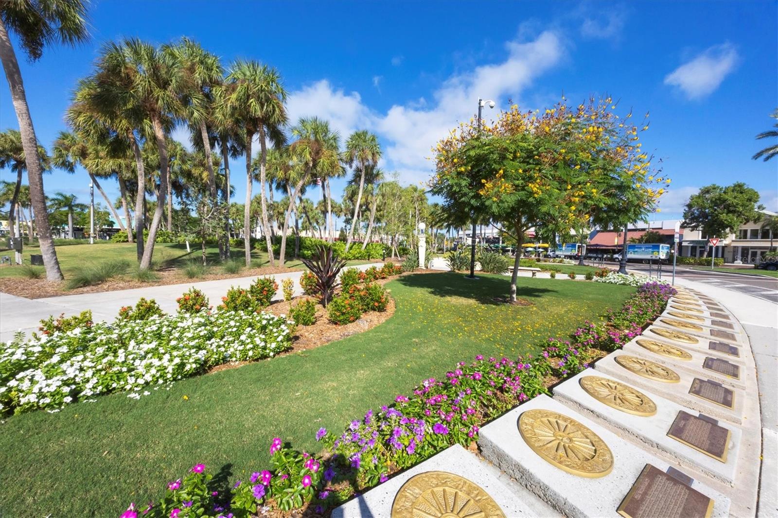 1275 42ND ST, SARASOTA, FL, 34234