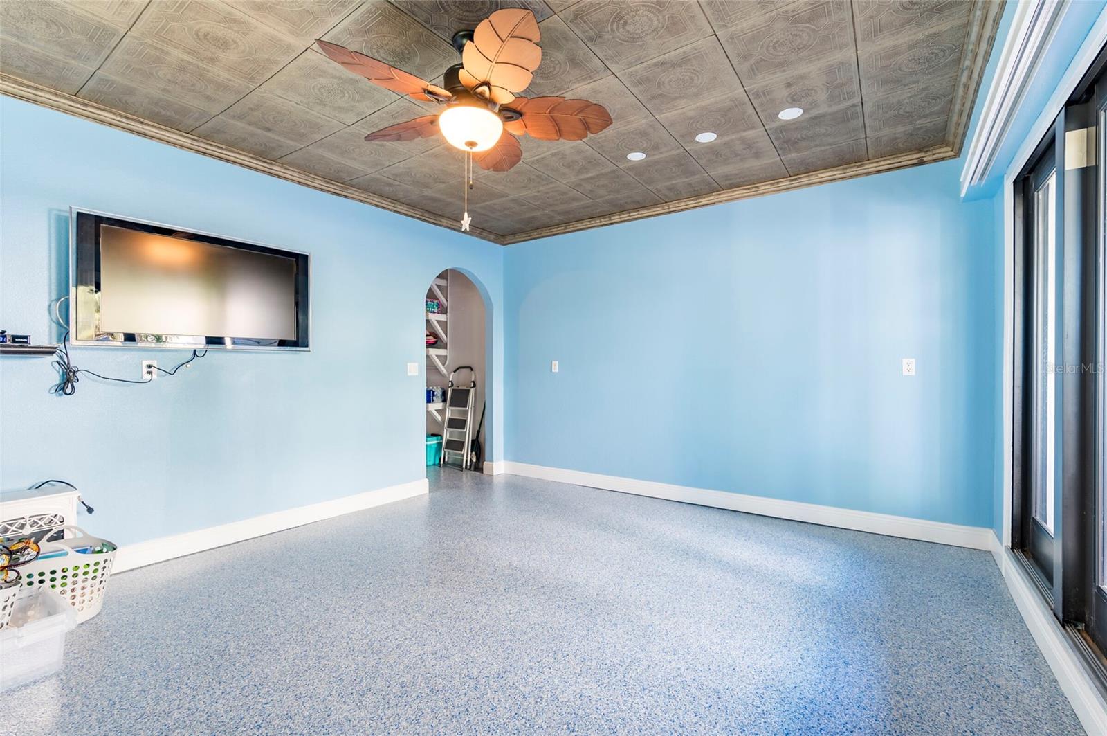 DEN/OFFICE /STORAGE ROOM