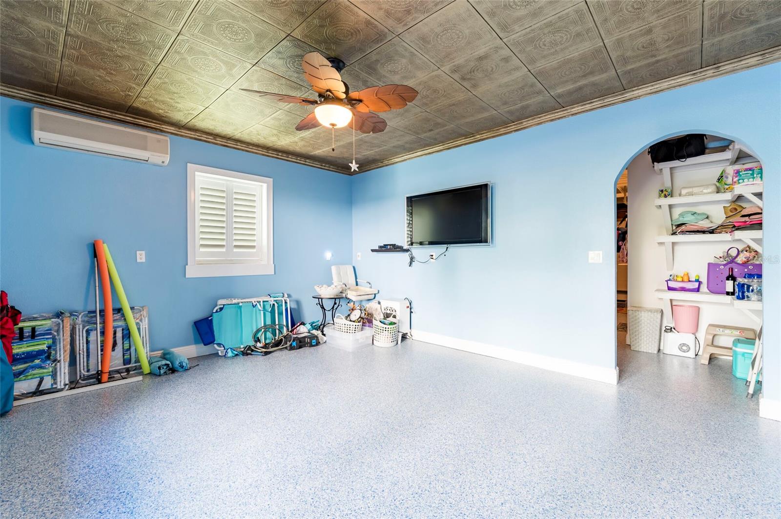 DEN/OFFICE/STORAGE ROOM