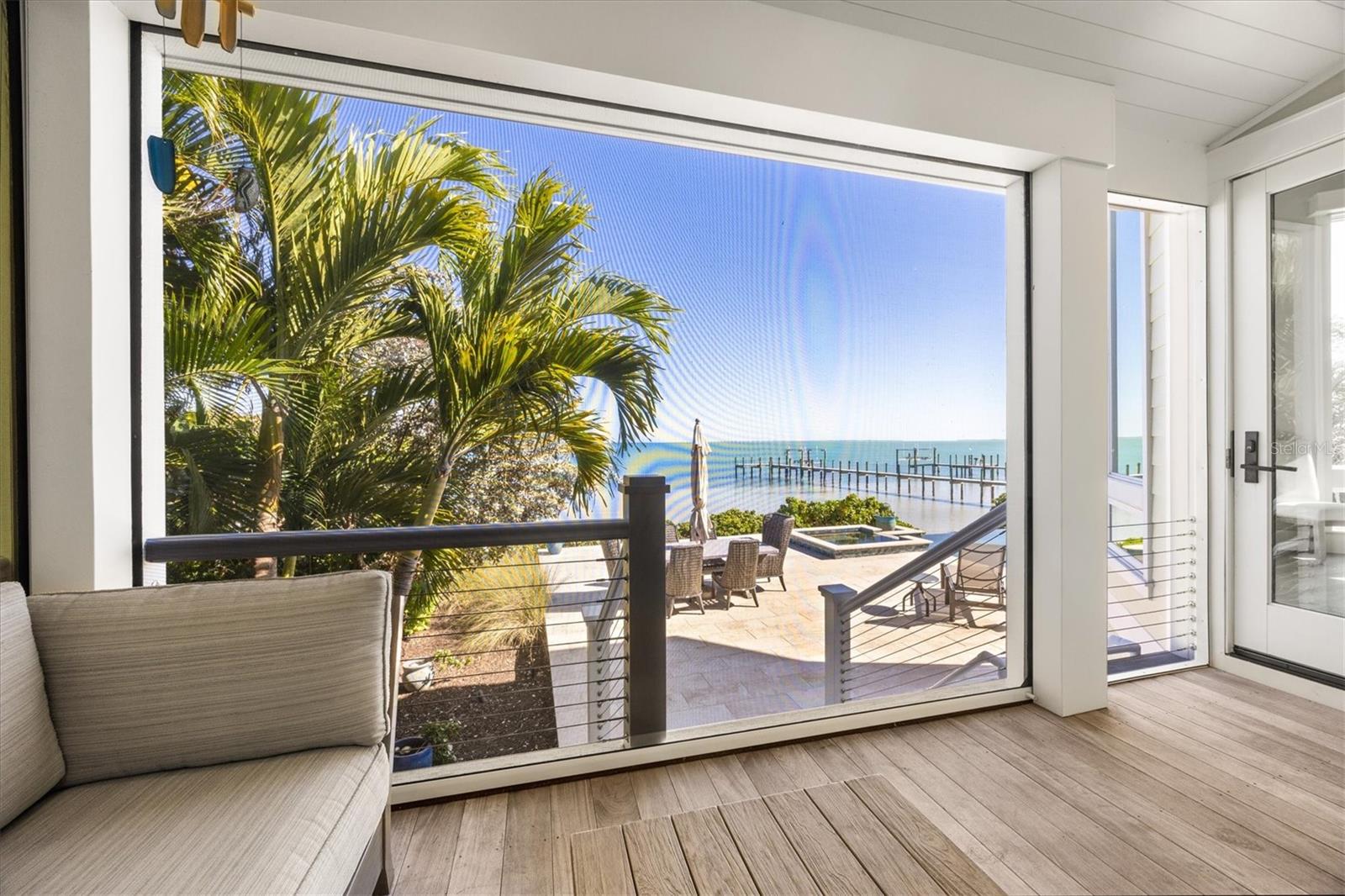 D6144517 Property Photo