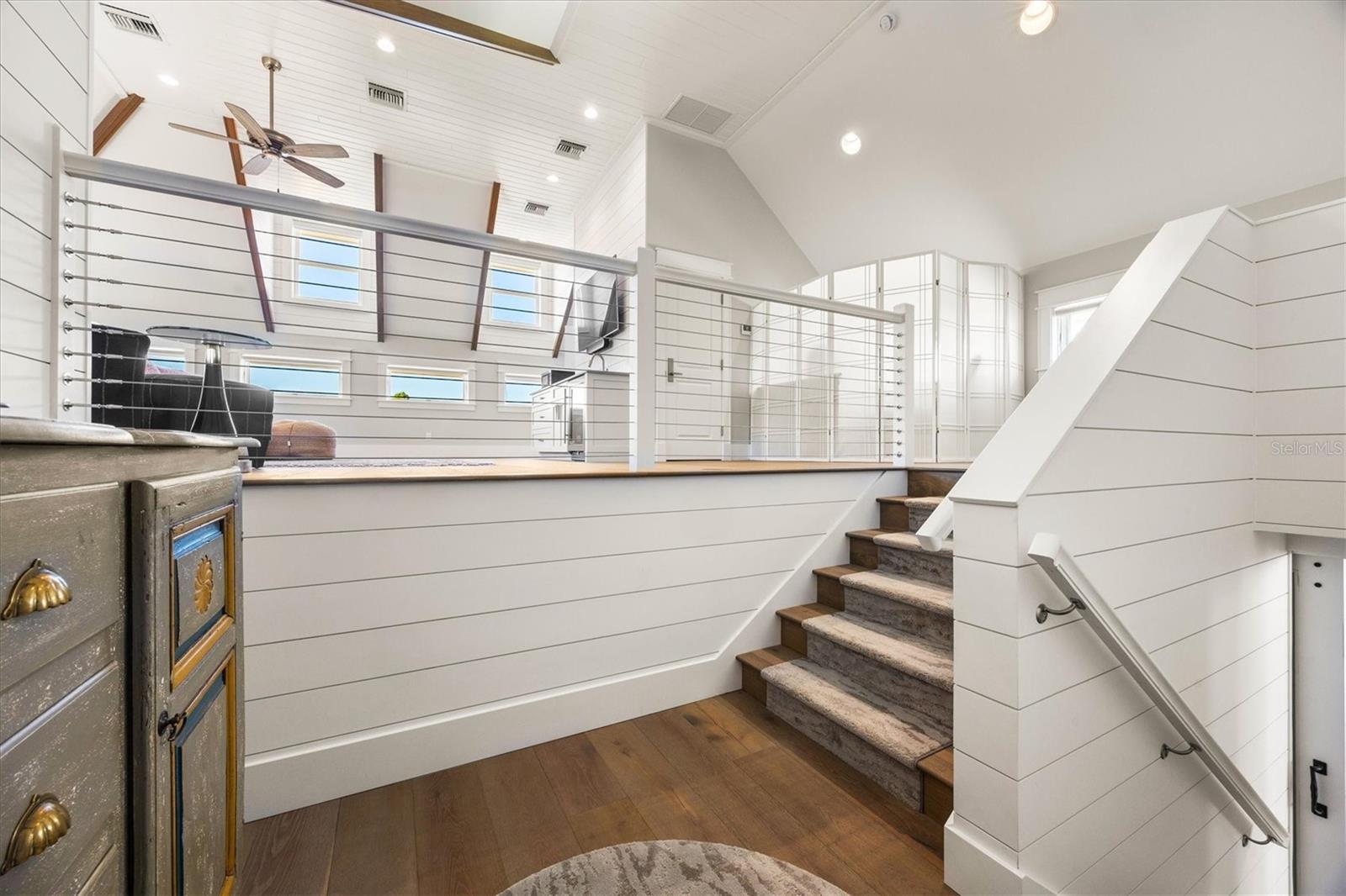 D6144517 Property Photo