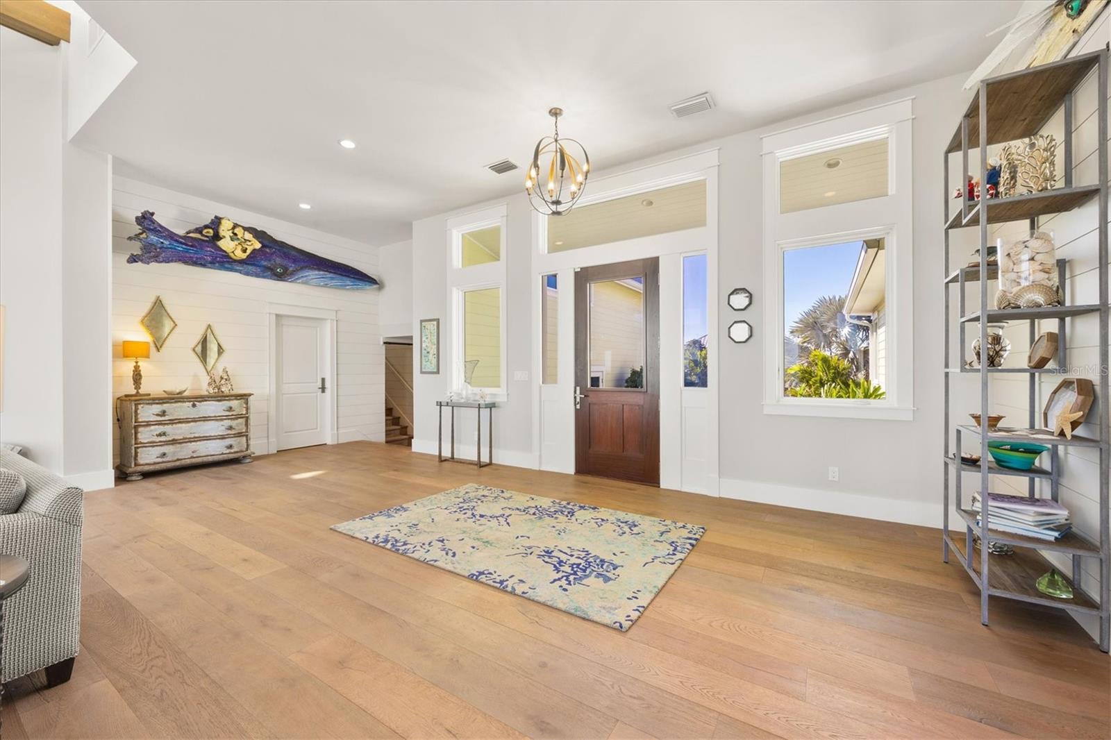 D6144517 Property Photo