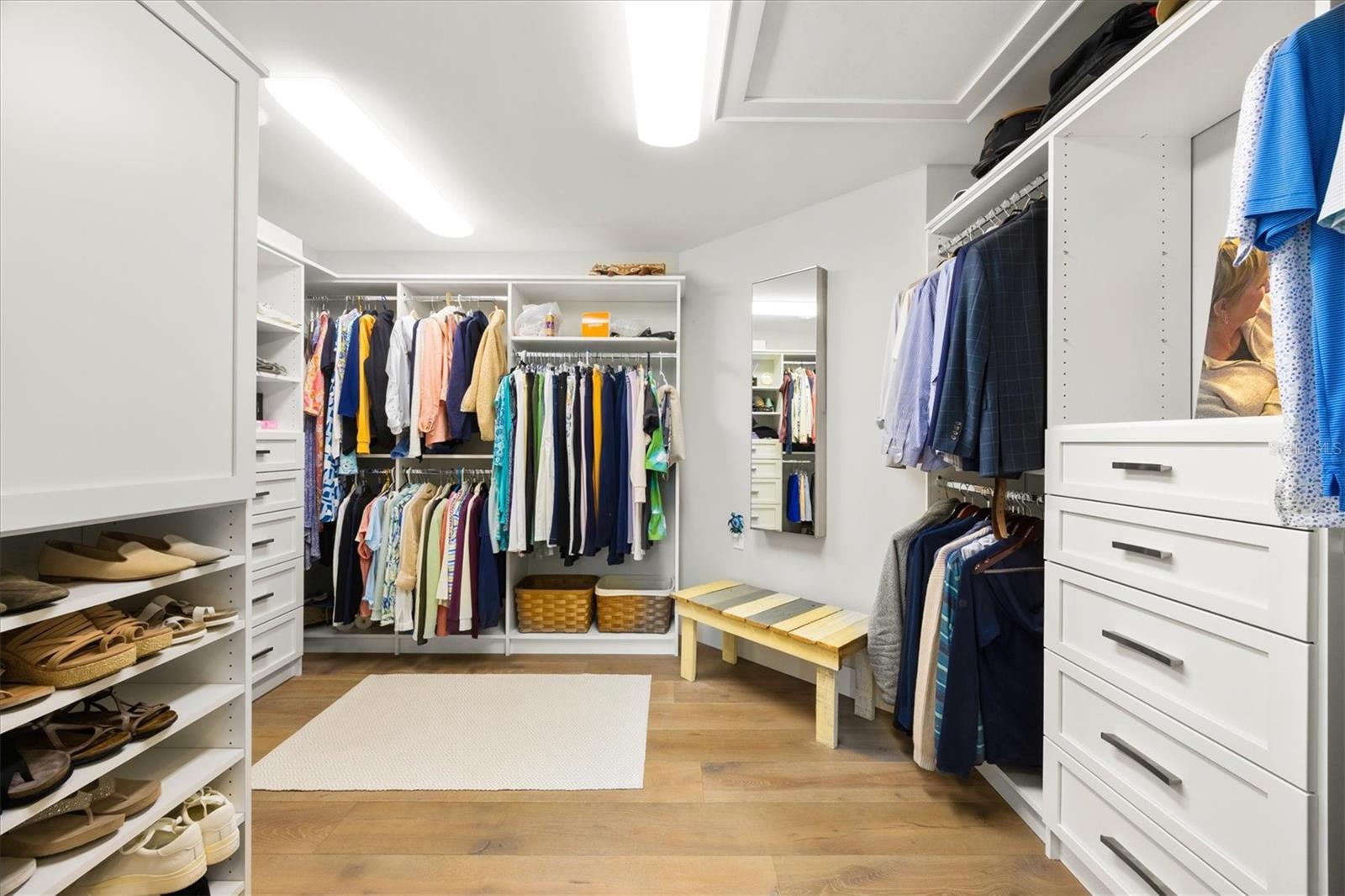 D6144517 Property Photo