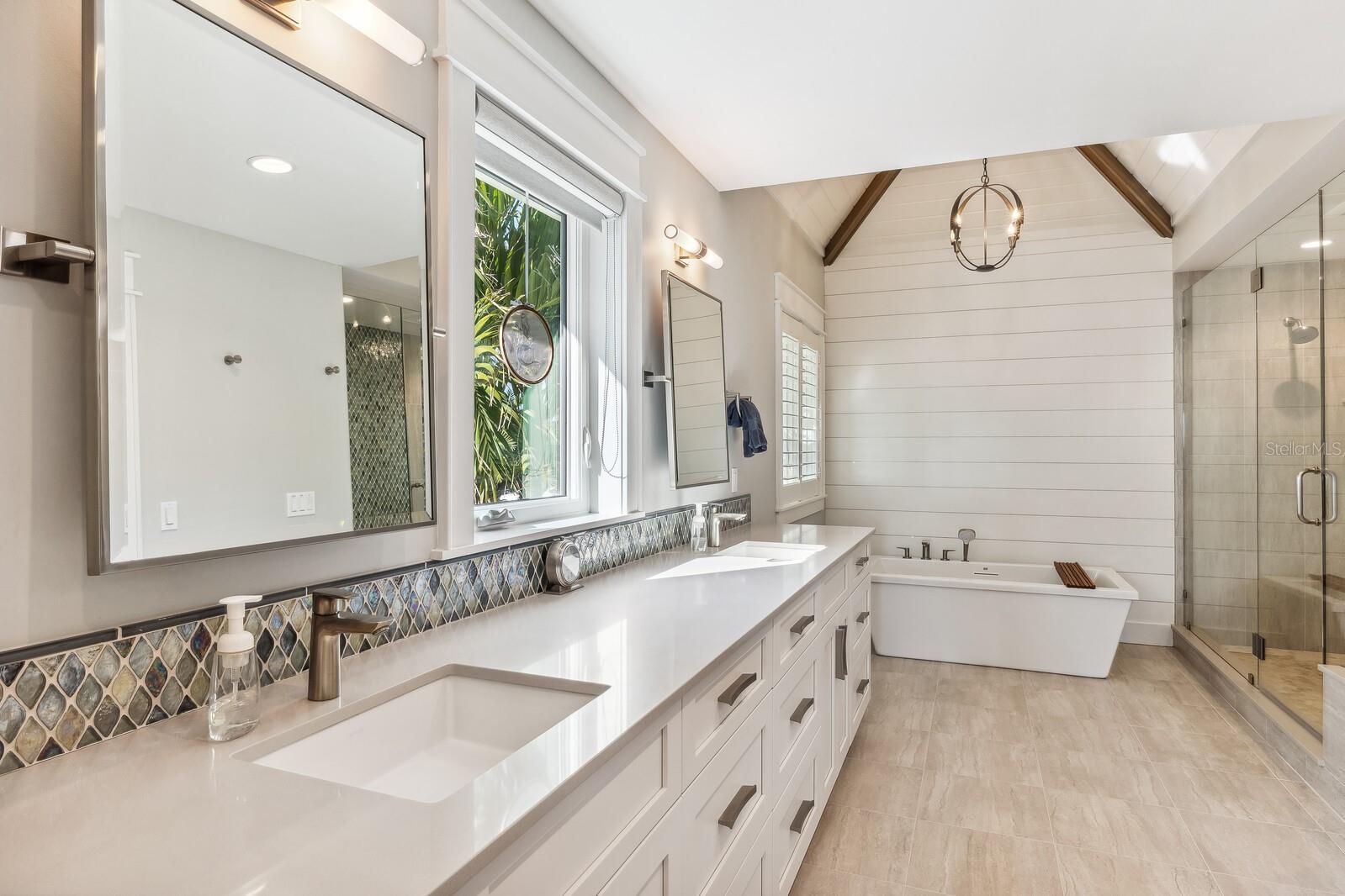 1636 TREASURE LN, BOCA GRANDE, FL, 33921