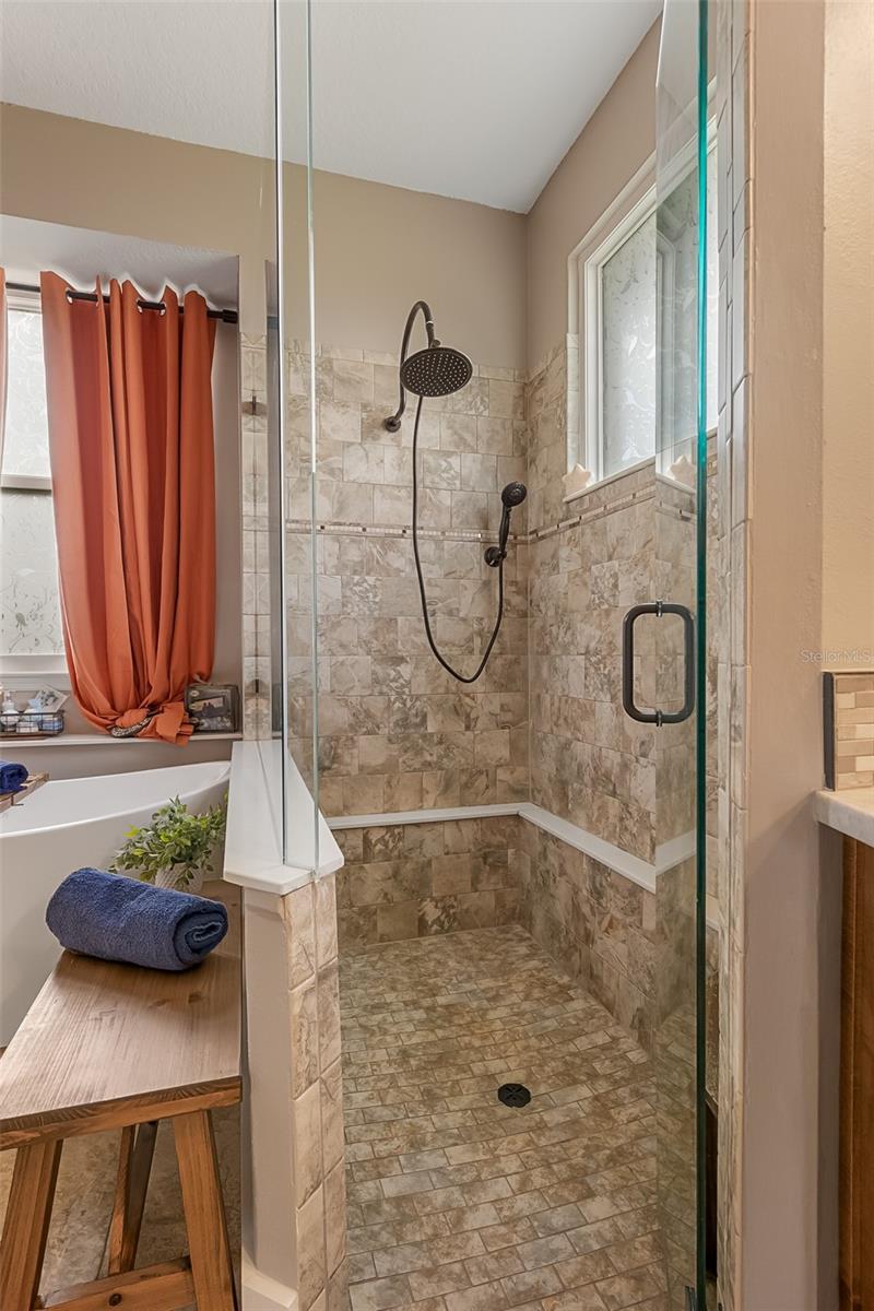 620 WILLOW POND LN, OSTEEN, FL, 32764