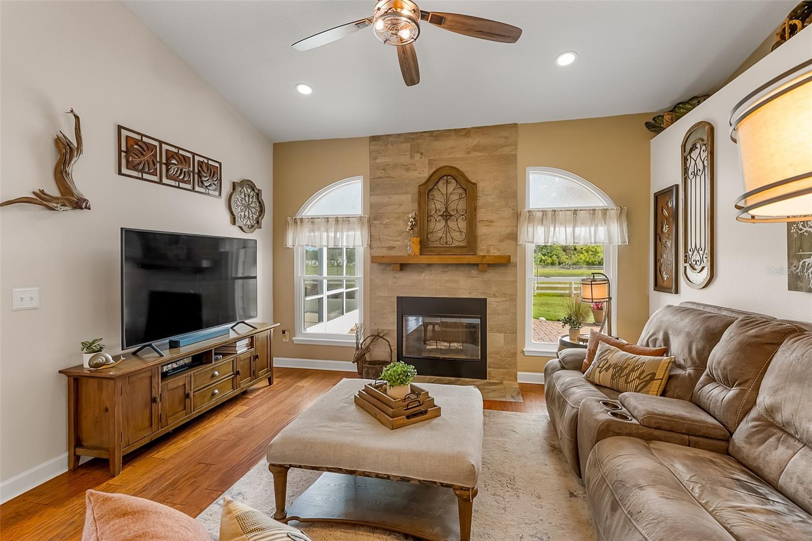 620 WILLOW POND LN, OSTEEN, FL, 32764