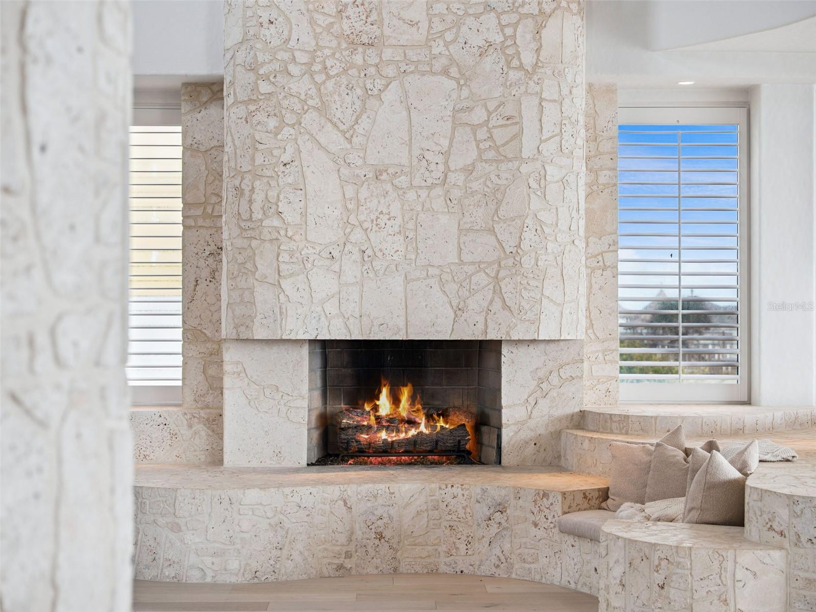 O6356817 Property Photo