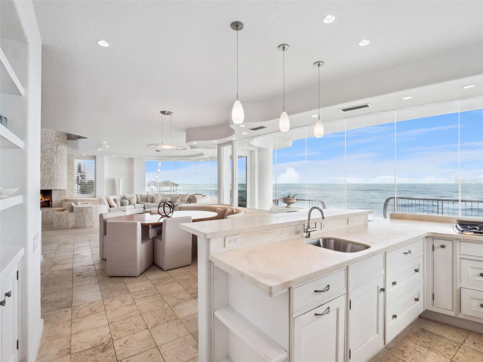 O6356817 Property Photo